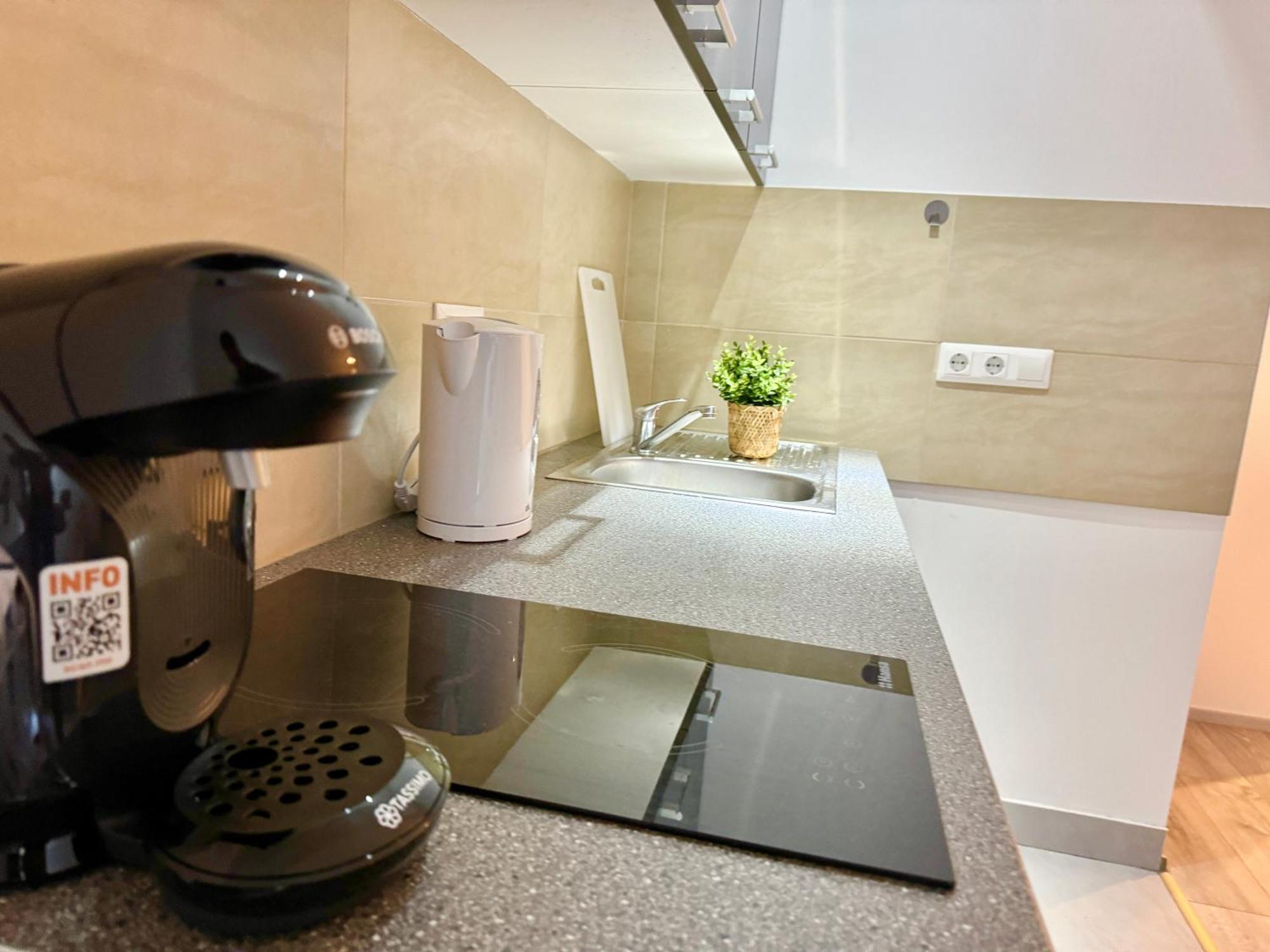 Stylish Schonbrunn With Free Parking Apartament Viena